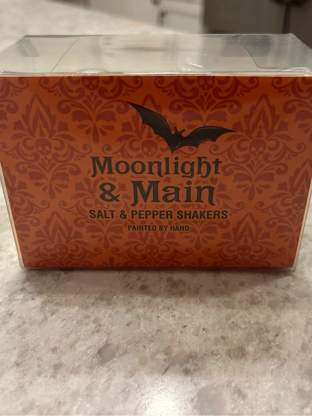 “New” Moonlight & Main Halloween Dogs Salt & Pepper Shaker Set